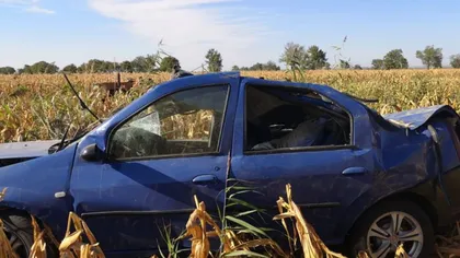 Accident şocant în Vrancea! Două persoane care s-au răsturnat cu maşina au murit după ce au zăcut ore în şir în lanul cu porumb