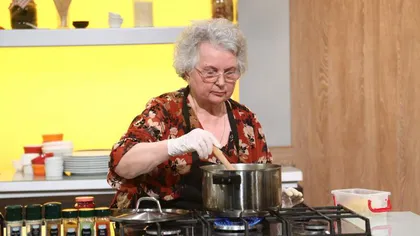 CHEFI LA CUŢITE 2020: Bunica Alexandrina i-a cucerit pe bucătari cu o ciorbă delicioasă. Ce jurat a luat amuleta