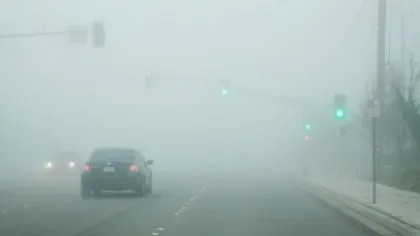 Cod GALBEN de ceaţă. Vizibiltatea scade sub 50 de metri