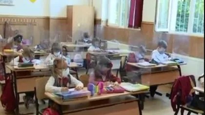 29 de unităţi şcolare din Bucureşti, aflate în scenariul roşu la început de an şcolar. Elevii fac cursuri doar online