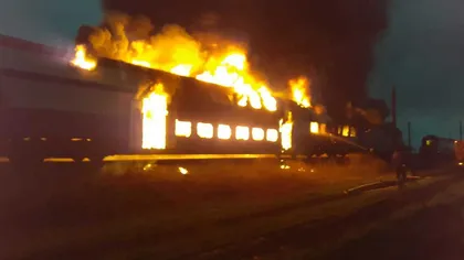 Locomotiva trenului București-Viena a luat foc. Călătorii s-au autoevacuat