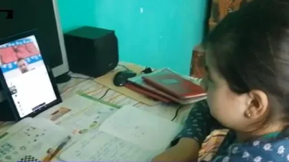Prima zi de şcoală. Salvaţi Copiii România: Peste 900.000 de elevi nu au acces la educaţia online