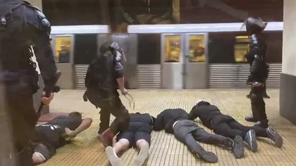 Intervenţie de urgenţă la metrou în Bucureşti, trupele speciale au oprit metroul în staţie pentru prinderea unor huligani
