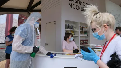 Coronavirus. Record de infectări în Rusia, peste 14.000 de cazuri într-o zi. Bolnavilor şi bătrânilor li s-a recomandat să stea în casă
