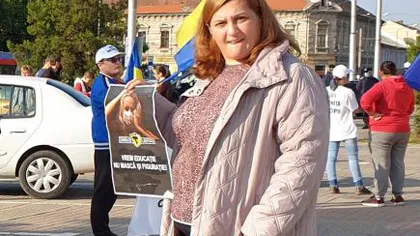 O profesoară din Oradea, cercetată penal pentru instigarea la nepurtarea măştii de protecţie