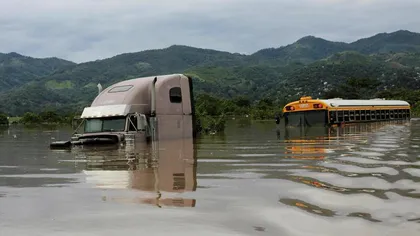Furtuna Eta a provocat deja zeci de morţi. 50 de persoane au pierit numai în Guatemala, după o uriaşă alunecare de teren