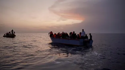 Tragedie în Mediterana, cel puţin 74 de refugiaţi au murit într-un naufragiu