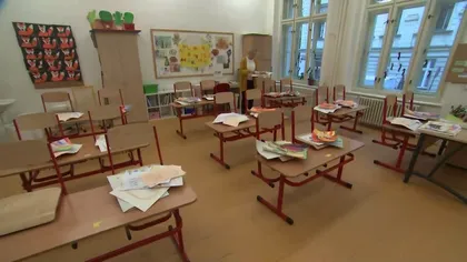 Se redeschid şcolile? O instanţă din România a decis că suspendarea cursurilor faţă în faţă este NELEGALĂ