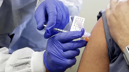 Agenția Europeană pentru Medicamente confirmă că primele vaccinuri împotriva COVID ar putea fi aprobate până la finalul anului