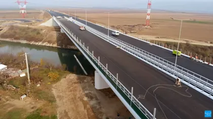 Primul tronson de autostradă din Moldova va fi deschis miercuri. Drumul e gata cu doi ani înainte de termen