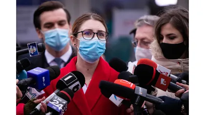 Cum se simte asistenta Mihaela Anghel după vaccinul anti-COVID: Este cel mai nedureros vaccin. Românii să vină să se vaccineze!