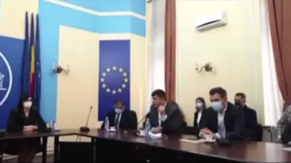 Deputatul anti-mască de la AUR Ringo Dămureanu a făcut scandal la Prefectura Dolj VIDEO