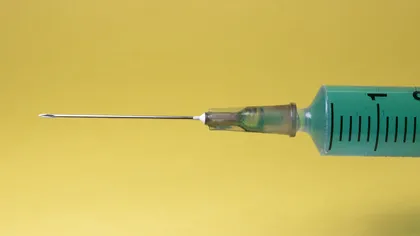 Cum se simte medicul român care s-a vaccinat de covid. Ce efecte adverse a avut vaccinul