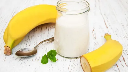 Dieta cu banane si lapte. Slabesti 1 kg pe zi fara sa resimti senzatia de foame