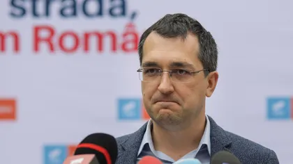 Vlad Voiculescu insistă să nu se deschidă şcolile după focarul din Bucureşti cu tulpina britanică