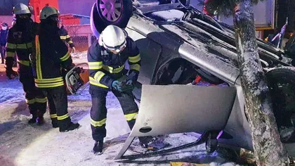 Accident cu urmări tragice în Teleorman. O şoferiţă din Bucureşti s-a răsturnat cu maşina, mama acesteia a murit pe loc FOTO