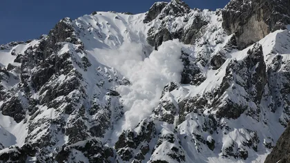 Risc de avalanşă în Munţii Făgăraş. Stratul de zăpadă depăşeşte 50 de centimetri