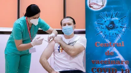 Premierul României s-a vaccinat public împotriva COVID: ”Nu am simțit nimic. Mă bucur că m-am vaccinat”
