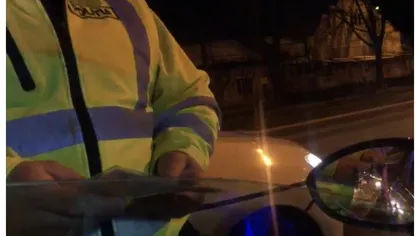 Scandal în trafic între un taximetrist şi un poliţist fără mască