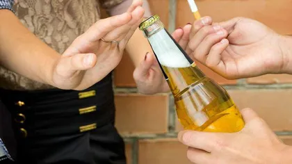 Uniunea Europeană cere taxe mai mari pentru alcool şi tutun, pentru a scădea numărul de cazuri. Anunţul făcut de autorităţile europene!