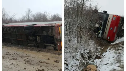 Autocar răsturnat în Caraş-Severin. A fost activat PLANUL ROŞU de interveniţie