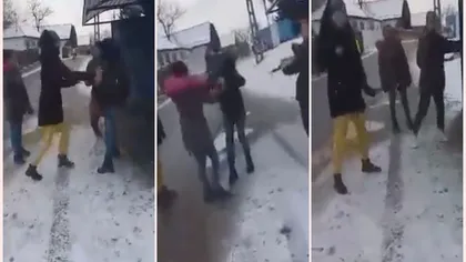 Caz revoltător în Bacău. O minoră este bătută fără milă de mai multe fete, în stația de autobuz - VIDEO