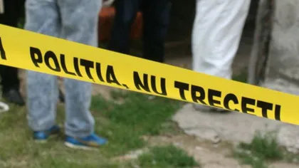 Bărbat ucis de concubină în faţa copilului, plimbat cu tomberonul prin oraş. Scene şocante la Târgu Mureş
