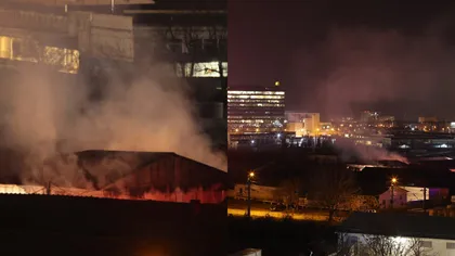 Incendiu la o fabrică de mobilă din Timișoara! Zeci de pompieri încearcă să stingă flăcările