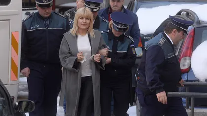 Elena Udrea rupe tăcerea după ce a fost condamnată la 8 ani de închisoare cu EXECUTARE: Toţi colaboratorii lui Băsescu sunt vizaţi, doar cei care au schimbat tabără scapă!