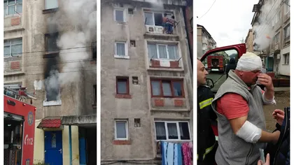 Panică într-un bloc din județul Hunedoara! Un incendiu uriaș a izbucnit la unul dintre apartamente. Locatarii s-au văzut nevoiți să iasă pe geam ca să se salveze