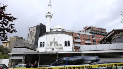 Atac într-o moschee din Albania. Şase persoane au fost rănite cu un cuţit