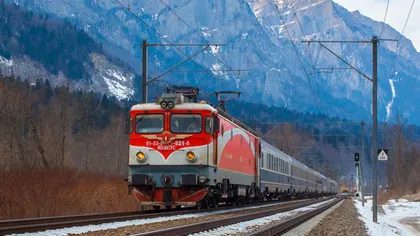 CFR Călători suplimentează numărul de trenuri în minivacanţa de 1 Mai şi Paşte. Biletele se pot cumpăra şi online
