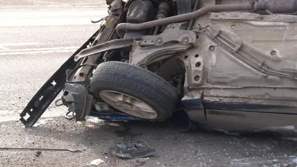 Accident cumplit în Prahova. Doi tineri au murit pe loc