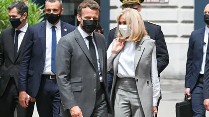 Prima reacţie a lui Emmanuel Macron după ce a fost pălmuit pe stradă. Ironia preşedintelui Franţei