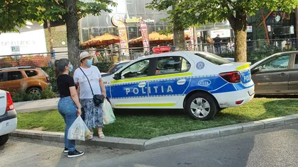 Mesajul lui Robert Negoiţă, după ce o maşină de poliţie a fost parcată pe spaţiul verde. Reacţia Poliţiei: 