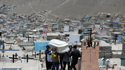 Peru, devastată de pandemie. E ţara cu cei mai mulţi morţi de Covid, la un milion de locuitori, după ce autoritățile au revizuit bilanţul deceselor