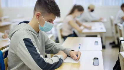 Barem română Evaluare Naţională 2021. 190 de elevi nu s-au prezentat la examen, un elev a fost eliminat pentru fraudă