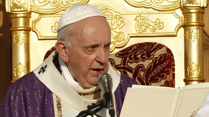 Cum se simte Papa Francisc după operaţia suferită la colon