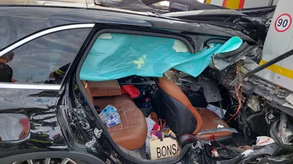 Accident mortal pe autostrada Bucureşti - Piteşti. Şoferul Mercedes-ului făcut PRAF a ieşit singur din maşină FOTO&VIDEO