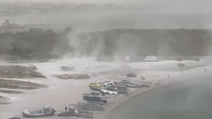 Furtună teribilă pe litoral. Imagini impresionante cu rafalele puternice de la Constanţa - VIDEO