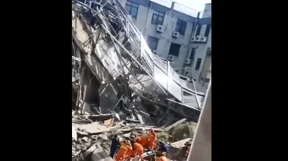 Hotel prăbuşit în China, zeci de persoane au fost prinse sub dărâmături. Imagini teribile de la dezastru VIDEO