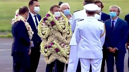 Vizită unică a lui Emmanuel Macron în Insulele Marchize. Preşedintele francez, întâmpinat cu o ceremonie surprinzătoare! - VIDEO