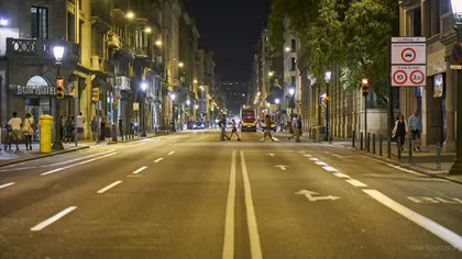 Restricţii de circulaţie pe timp de noapte în Barcelona. Spania a trecut în zona roşie