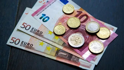 Curs valutar 30 august 2021. Euro a atins un nou maxim istoric
