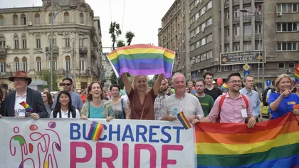 Peste 2.000 de persoane susținătoare ale comunității LGBT au participat la marșul Bucharest Pride. Organizatorul evenimentului a fost amendat