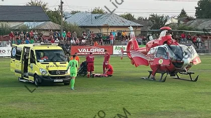 Incident şocant pe stadion! Fotbalist inconştient pe teren, după ce a fost lovit de un adversar.