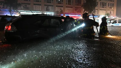 Stare de urgenţă la New York: cel puţin 9 morţi în urma ploilor record GALERIE FOTO
