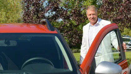 Noul model Dacia Duster, prezentat la Cupa de Golf „Paul Tomiță”. Klaus Iohannis, prezent la eveniment, a testat Dusterul şi a invitat românii să joace golf VIDEO