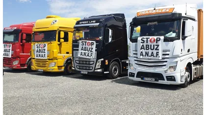 Transportatorii, protest faţă de reimpozitarea diurnelor pe ultimii cinci ani. Sute de camioane au blocat şoselele din ţară