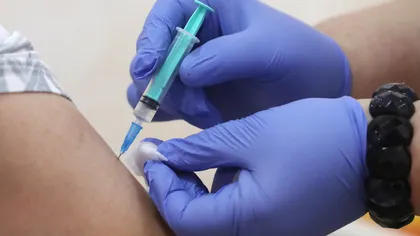 STUDIU: Pentru cât timp oferă imunitate vaccinul împotriva COVID-19